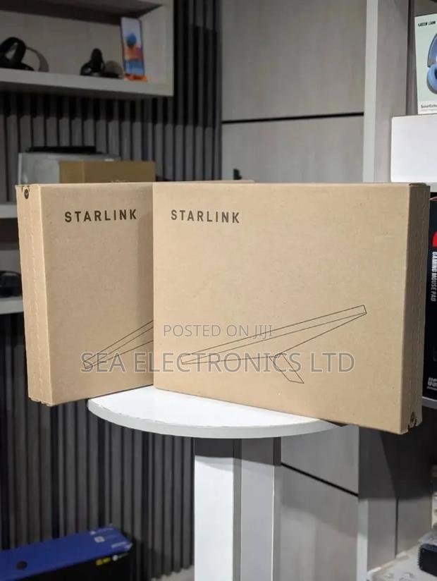 Starlink Wi-fi Internet Satellite · Photo 1