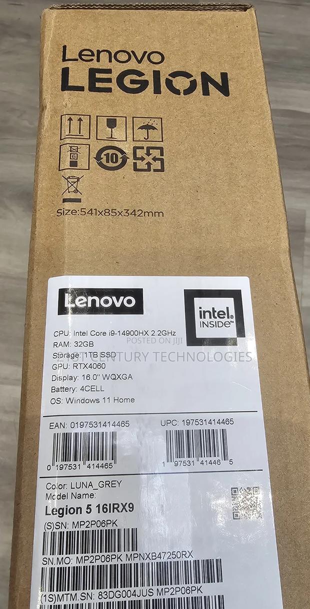 New Laptop Lenovo Legion 5i 32GB Intel Core I9 SSD 1T · Photo 1