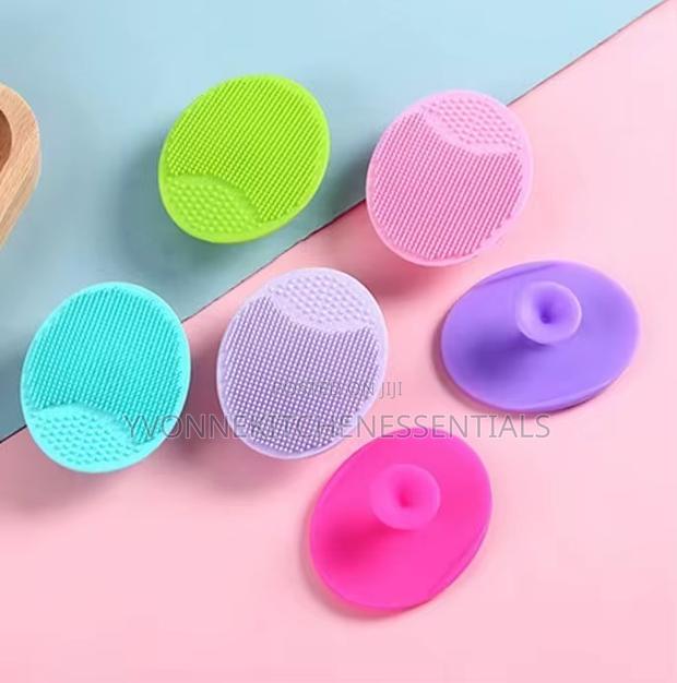 Silicone Face Scrub