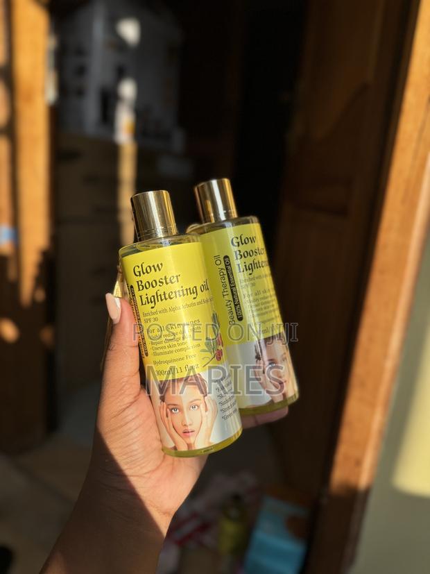 Glow Booster Lightening Oil · Photo 1