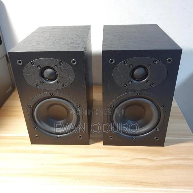 Powerful Denon Bookshelf Solid, Heavy Pair of Bookshelf ! · Photo 2
