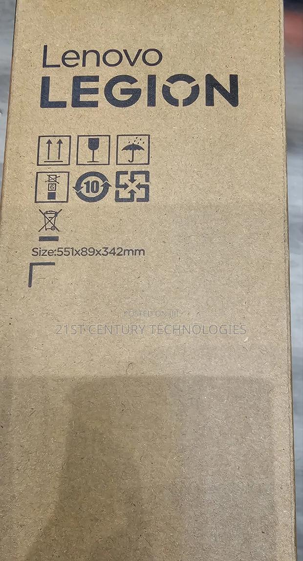 New Laptop Lenovo Legion 5i 16GB Intel Core i7 SSD 1T · Photo 4