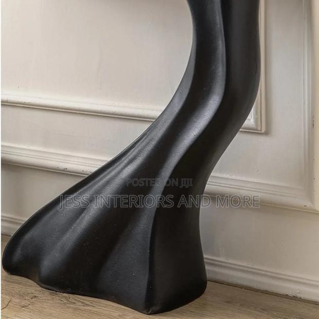 Console Table (Unique Curved Shape) · Photo 3