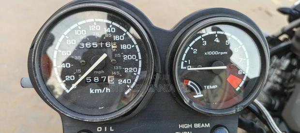 Honda Super Hawk 2010 Black · Photo 4