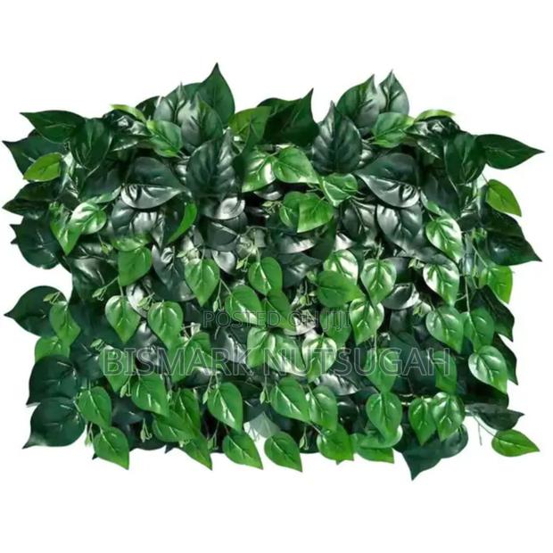 Artificial Wall Hanging Green Grass · Photo 8