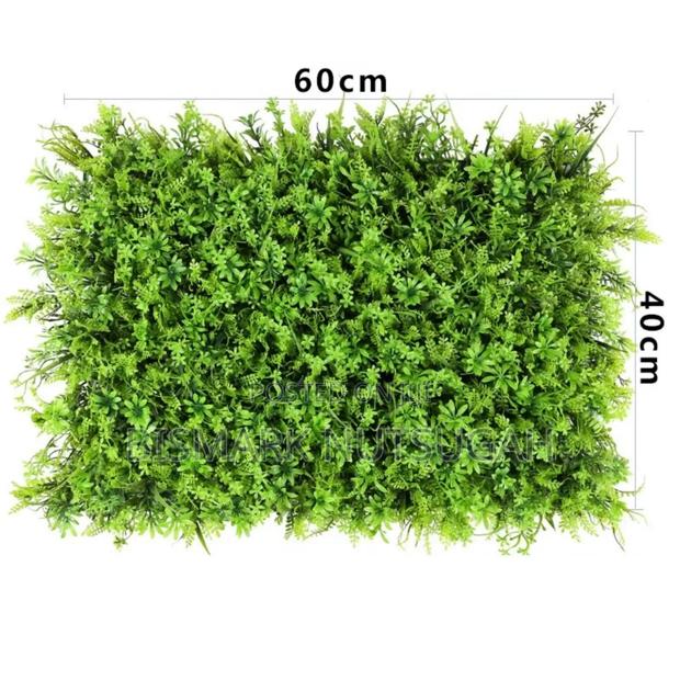 Artificial Wall Hanging Green Grass · Photo 7