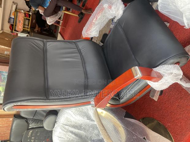 Exzecative Office Chair · Photo 1