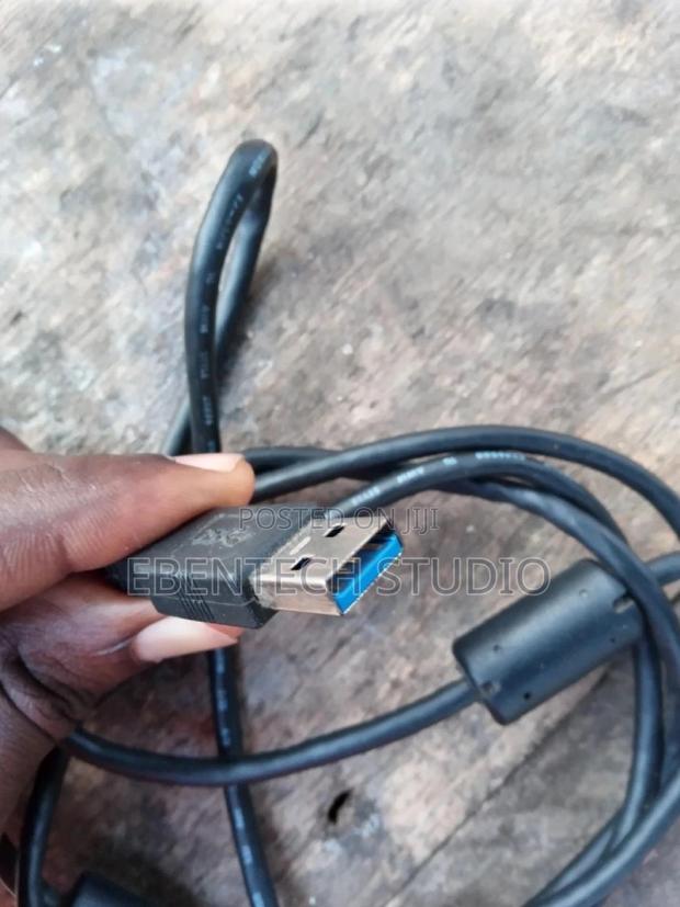 Usb 3.0 Type a Male to Type B Male Cable · Photo 3