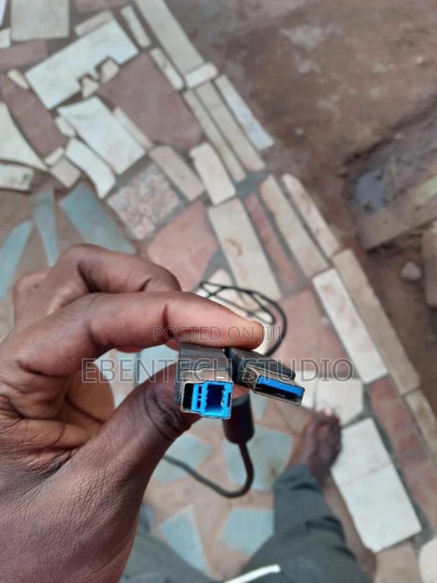 Usb 3.0 Type a Male to Type B Male Cable · Photo 2