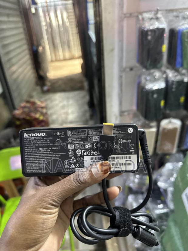 Lenovo Usb Charger · Photo 2
