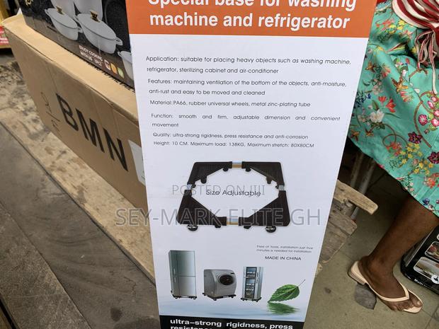 Movable Fridge Stand · Photo 1