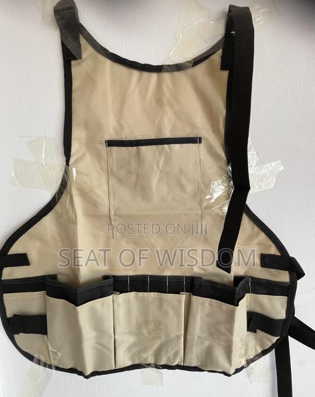 Artist Apron · Photo 1
