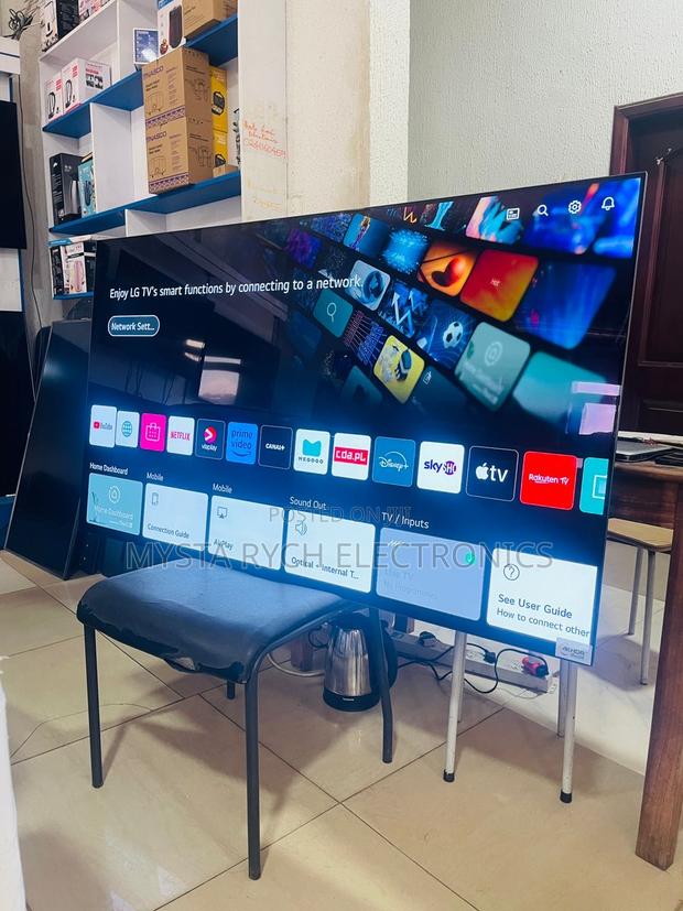 Lg 65” Oled Smart Satellite Uhd Tv · Photo 1