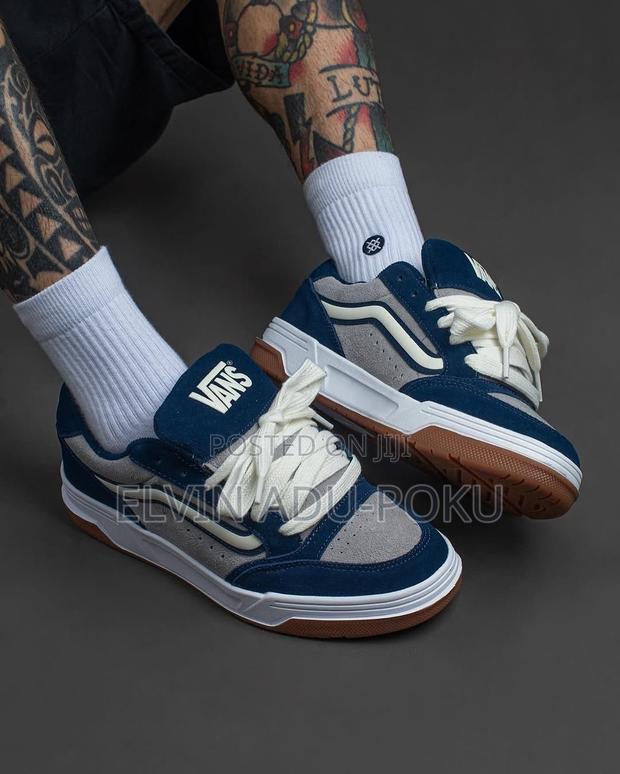 Vans Hylane Suede Stripe Sneakers. · Photo 2