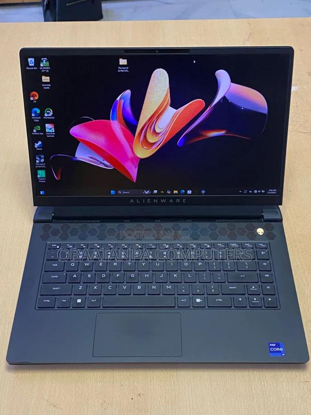 Laptop Dell Alienware M15 R7 16GB Intel Core I9 SSD 1T · Photo 6