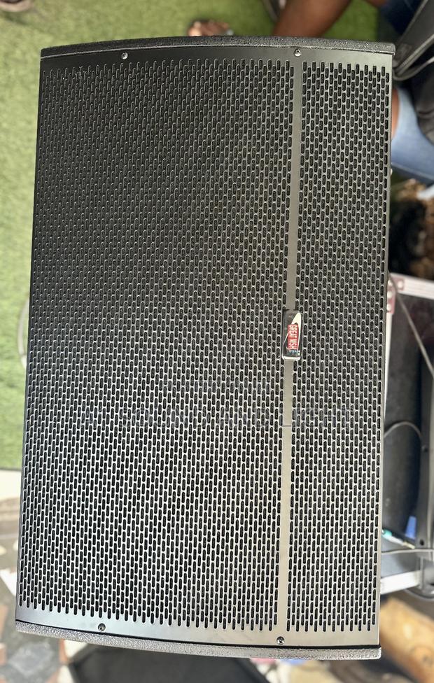Great MSH 15 - Inch Active Wedge Stage Monitors [Pair] · Photo 3