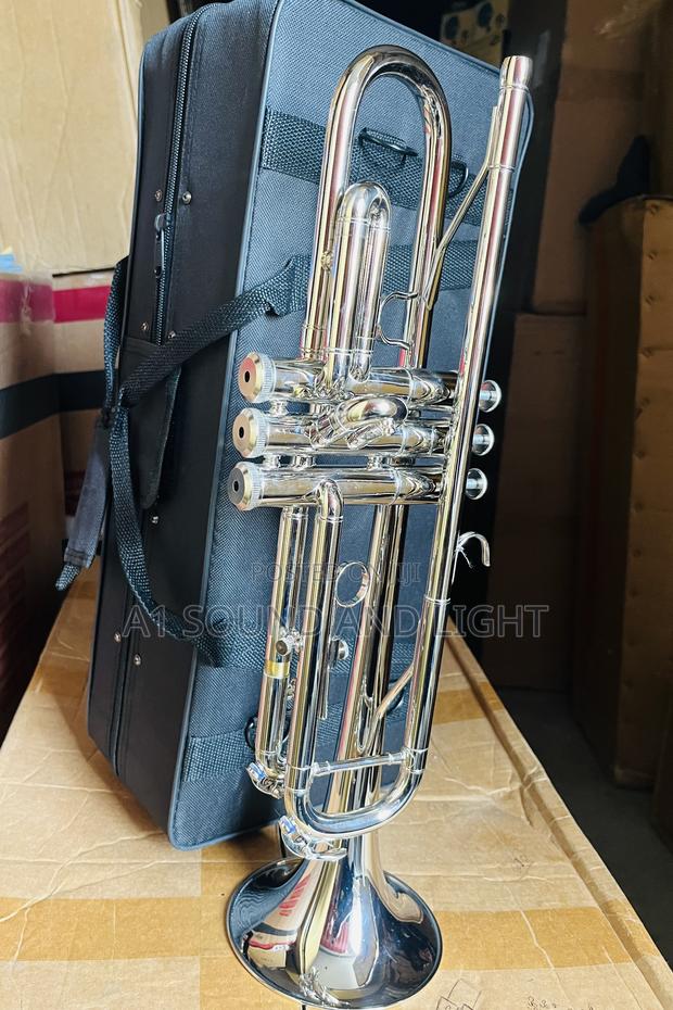 Yamaha Ytr Trumpet [ Silver ] · Photo 1