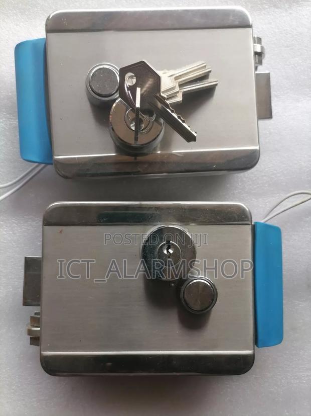 Gate Door Side Lock · Photo 5