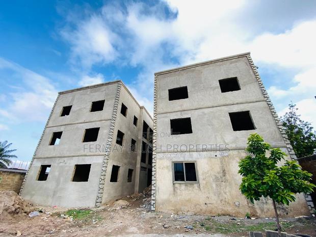 Concrete Blocks for Construction Works · Photo 1