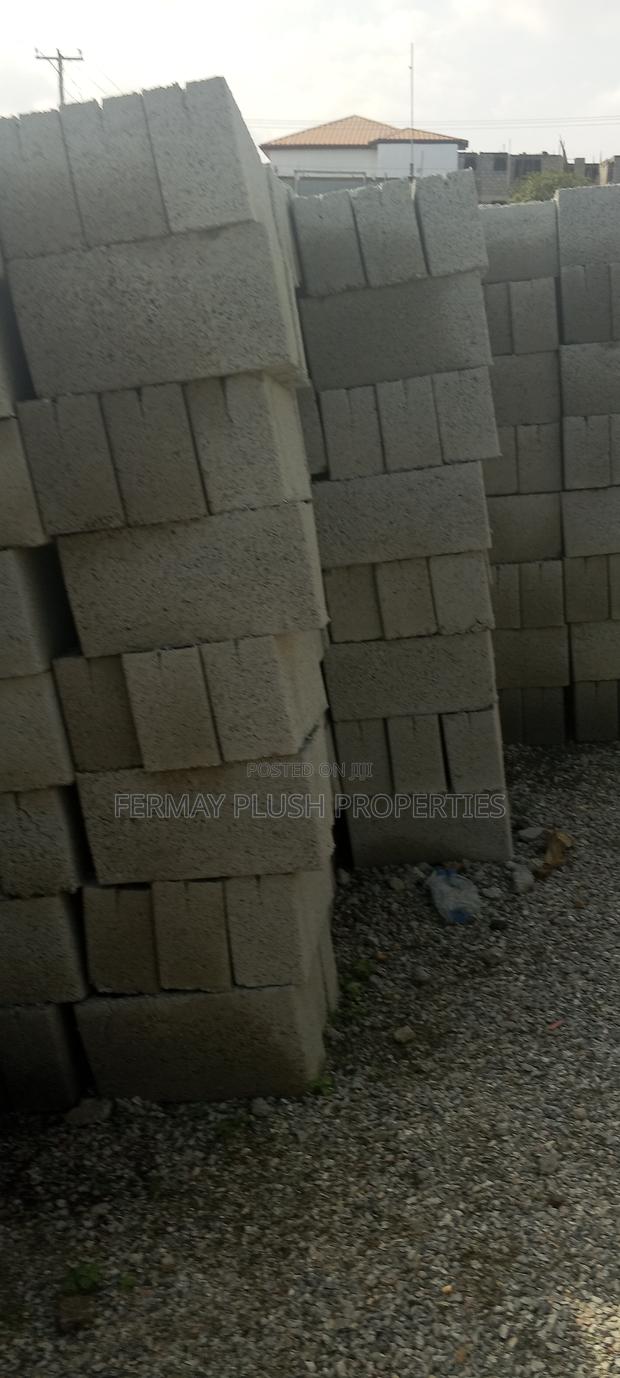 Blocks for Construction Works in Accra · Photo 1