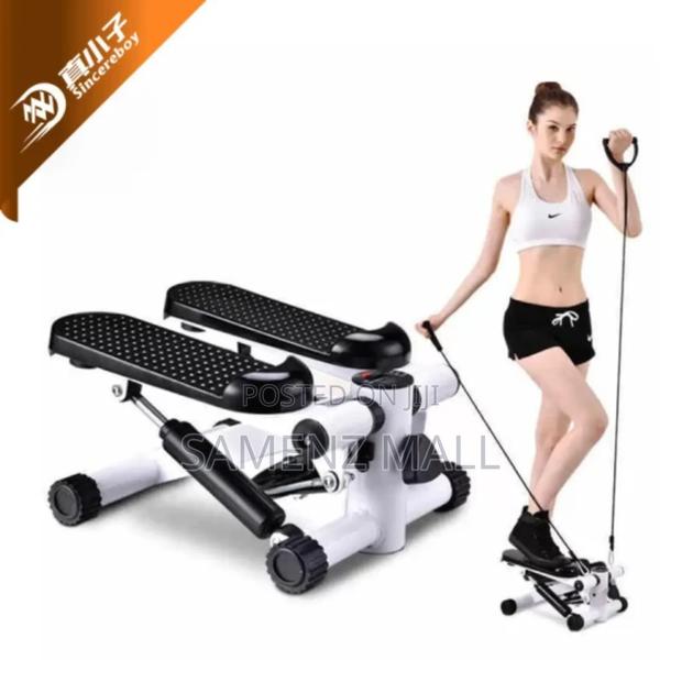 Exercising Stepper · Photo 3