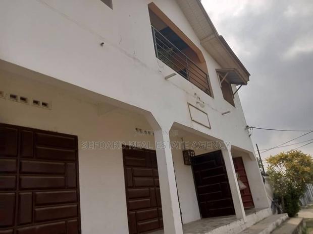 5bdrm House in Pokuase for sale · Photo 3