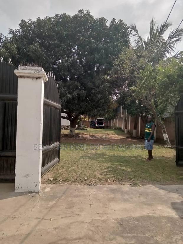5bdrm House in Pokuase for sale · Photo 5