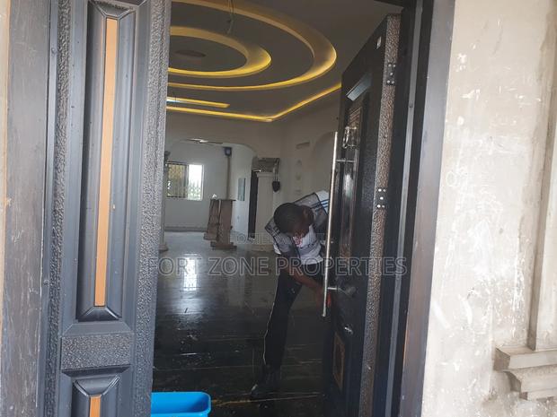 Move in After Construction Cleaning Service · Photo 7