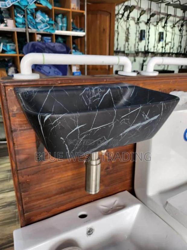 Marble Wall Hung Basin _ Black Wall Hung Basin · Photo 1