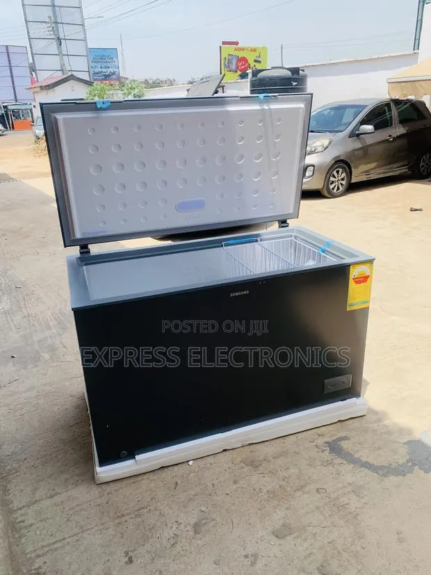 Spectacular Performance Chest Freezer 371l Samsung · Photo 1