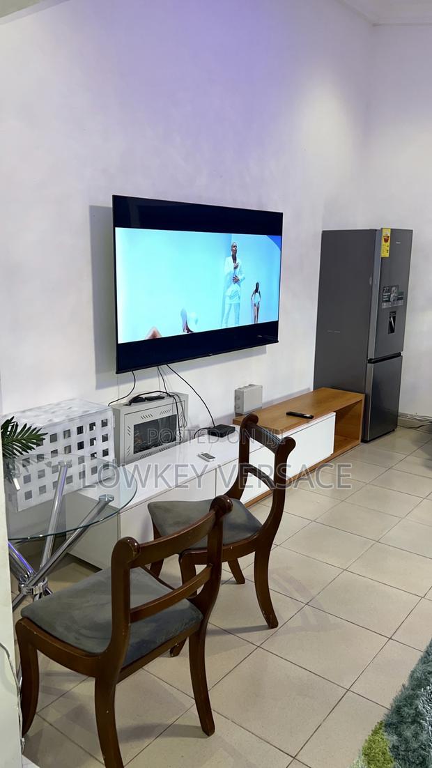 Masterpiece Studio+ Ps5+ 65”Smart+ Dstv+ Starink Internet · Photo 7