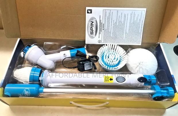 Cordless and Rechargeable Electric Spin Scrubber · Photo 2