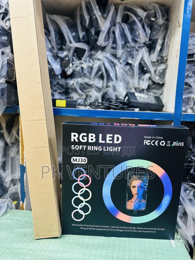 12 Inch Ring Light · Photo 1