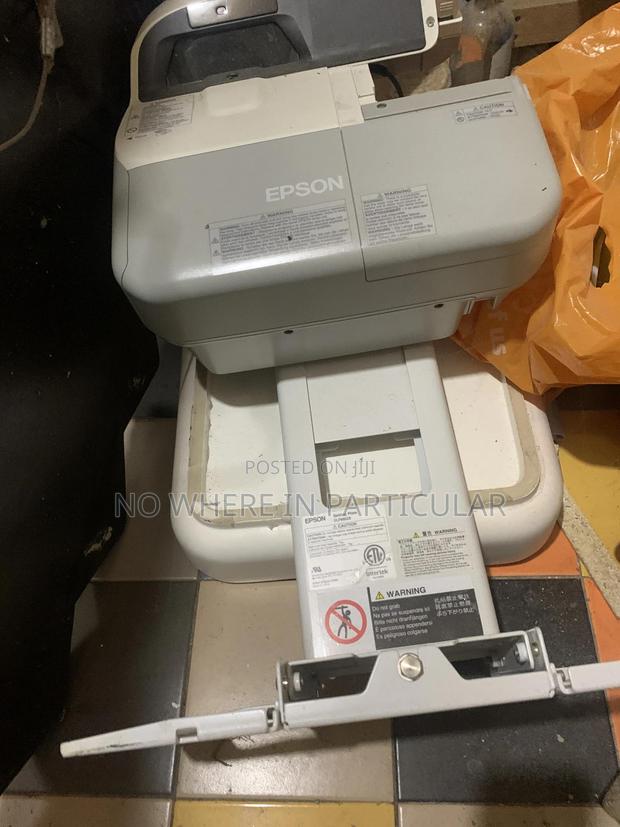 Epson Projector · Photo 3