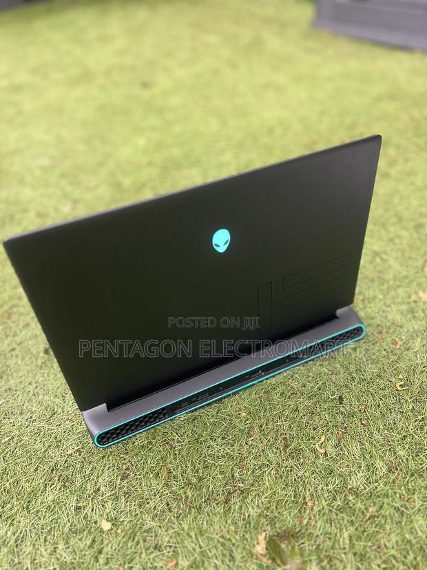 Laptop Dell Alienware M15 R6 16GB Intel Core I7 SSD 1T · Photo 1