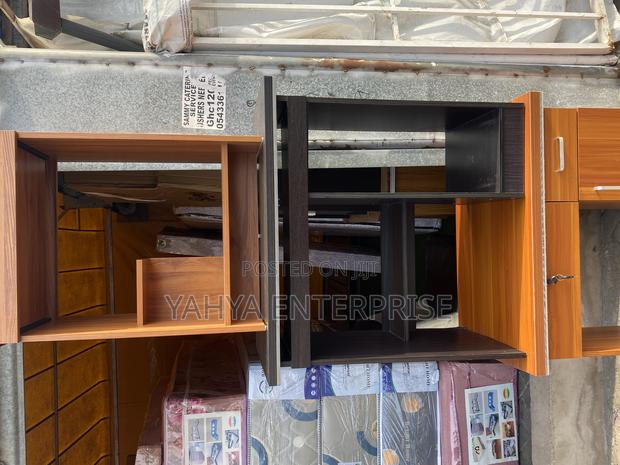 Small Computer Table · Photo 1