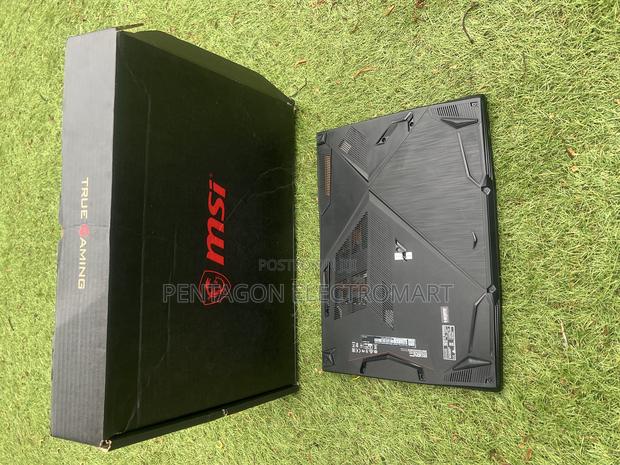 Laptop MSI GF63 8GB Intel Core I5 SSD 256GB · Photo 1