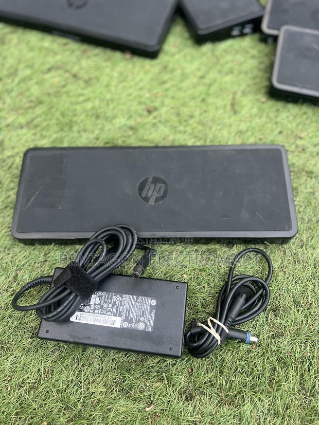 Hp Universal Charger · Photo 5