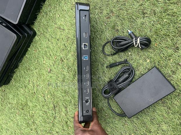 Hp Universal Charger · Photo 3