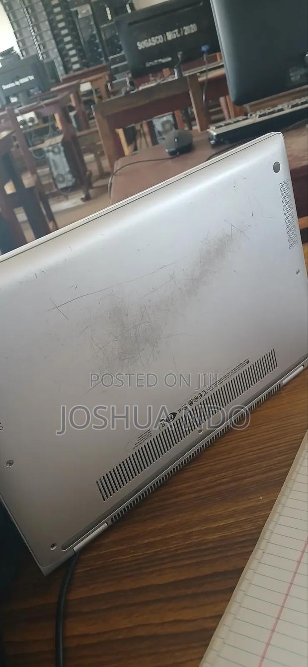 Laptop HP EliteBook 1030 8GB Intel Core I5 SSD 256GB · Photo 3