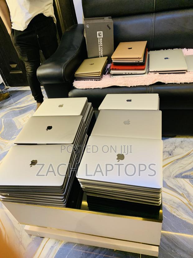 Laptop Apple MacBook Pro 2019 8GB Intel Core i5 SSD 128GB · Photo 2