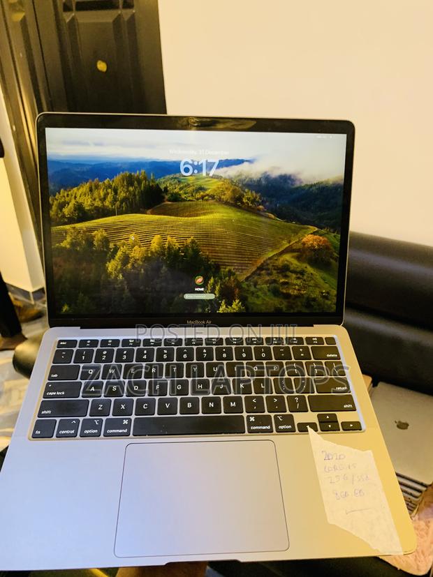Laptop Apple MacBook Air 2020 8GB Intel Core I5 SSD 256GB · Photo 2