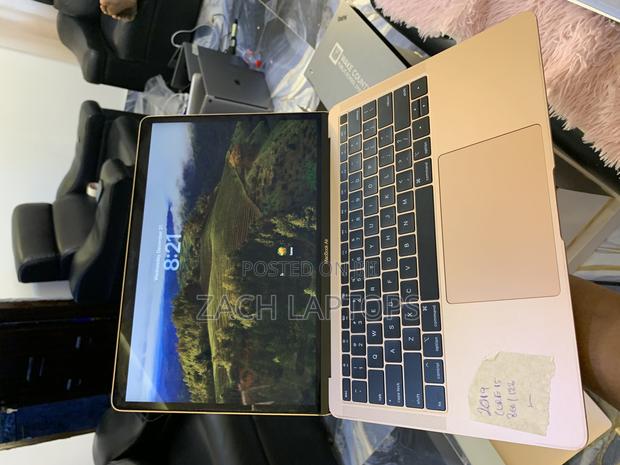 Laptop Apple MacBook Pro 2019 8GB Intel Core I5 SSD 256GB · Photo 4