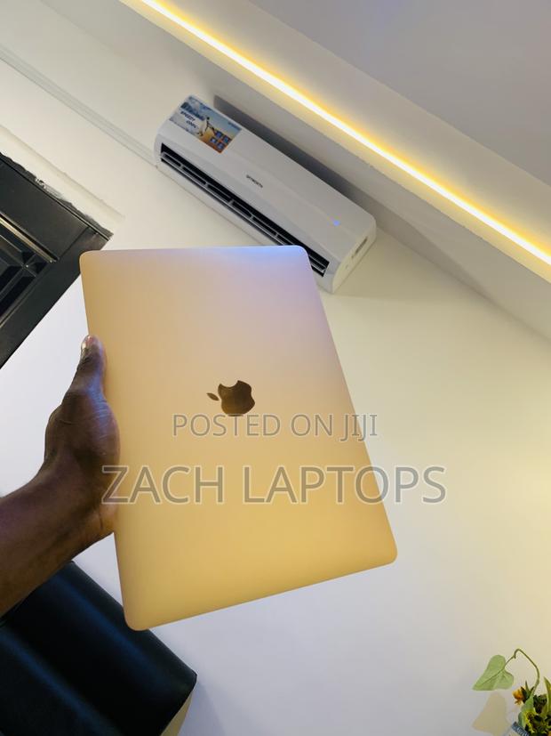 Laptop Apple MacBook 2016 8GB Intel Core M3 SSD 512GB · Photo 3