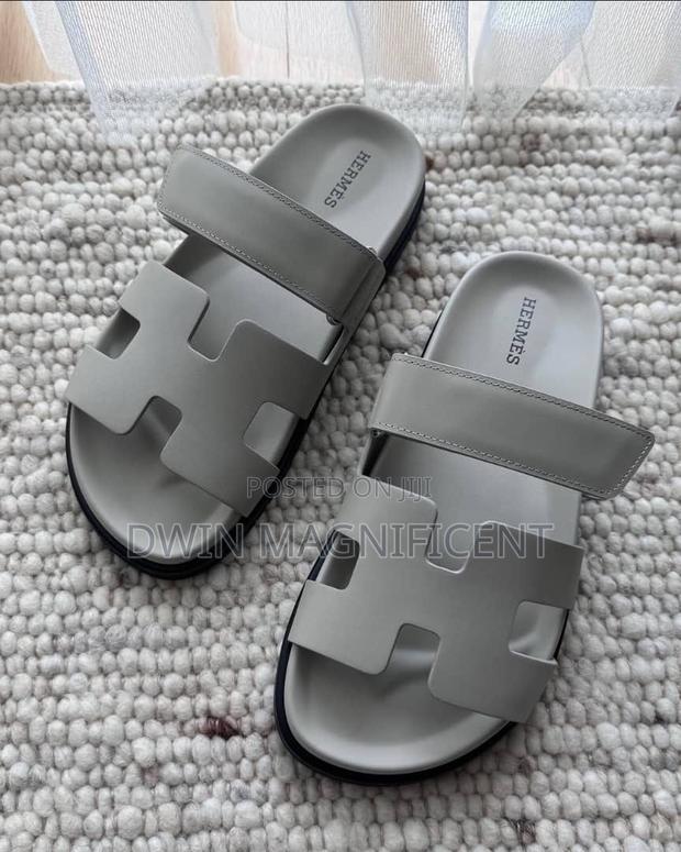 Hermès Grey H Slide Sandals – Effortless Luxury · Photo 6