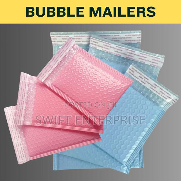 Bubble Mailers - 15x20cm · Photo 1
