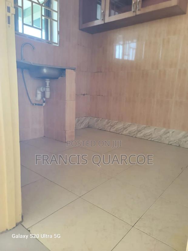 2bdrm Apartment in Francis Quarcoe, Ashomang Estate for rent · Photo 3