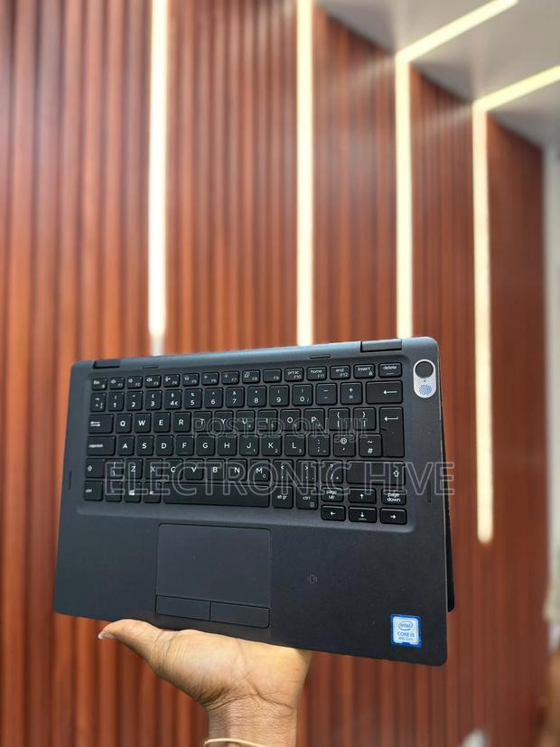 Laptop Dell Latitude 5300 8GB Intel Core I5 SSD 256GB · Photo 4
