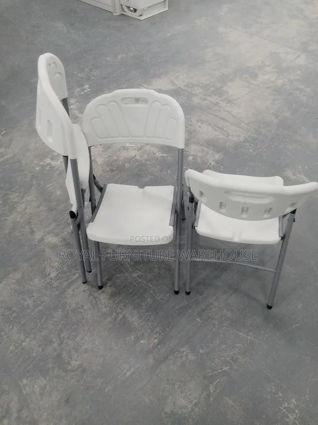 Unique Foldable Chairs · Photo 2