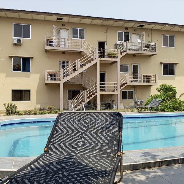 24 Bedrooms Hotel for Sale at Osu · Photo 1